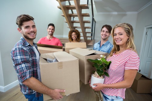Residential moving help for flats and apartments in Earls Court
