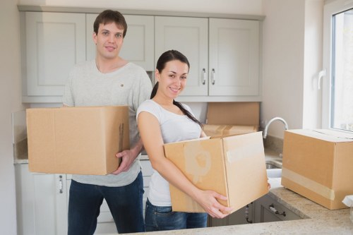 Local removals van for Earls Court home and office moves